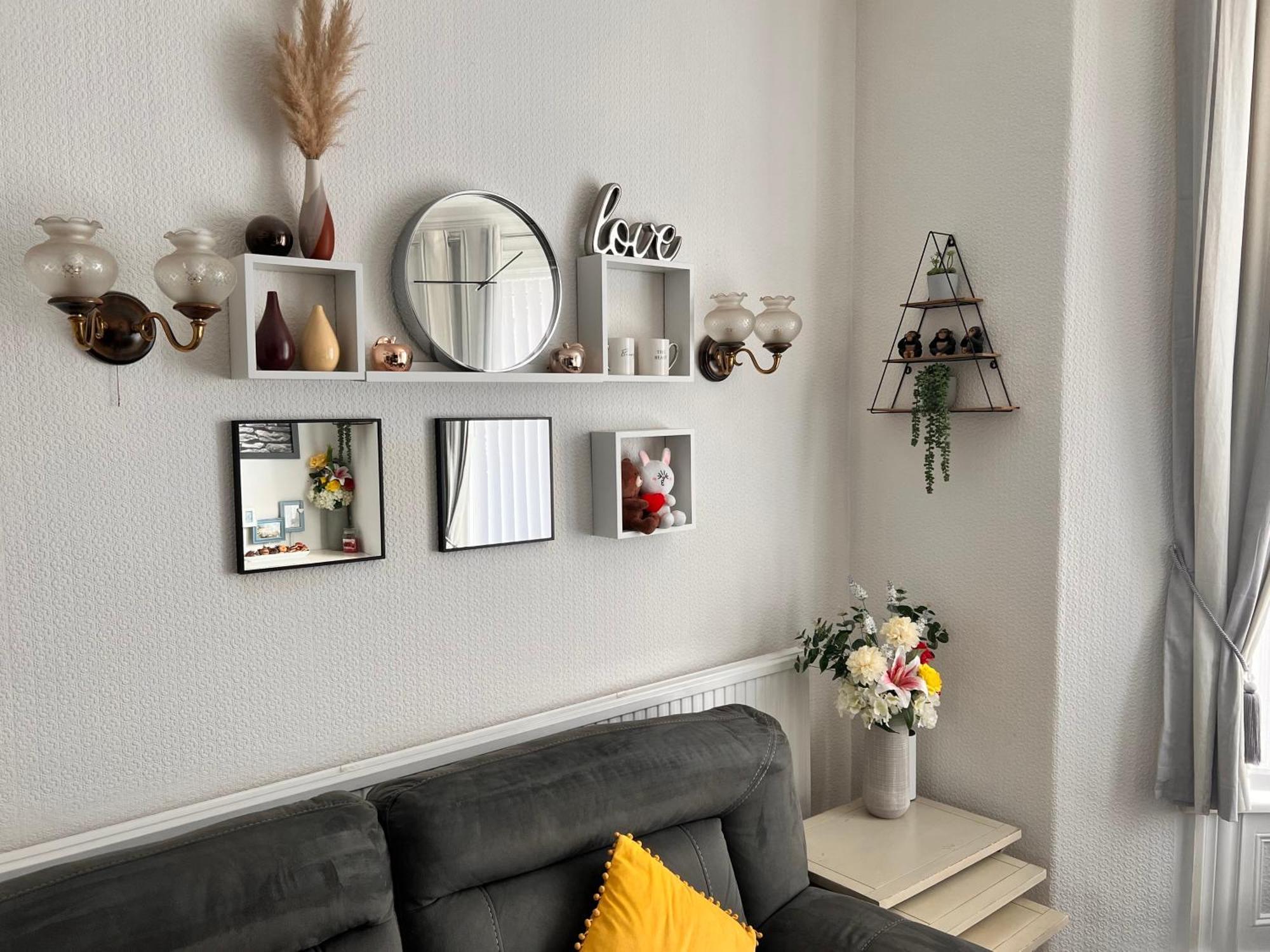 Victoria House - Self Catering Quiet Guesthouse - Adult Singles And Couples Only Blackpool Dış mekan fotoğraf